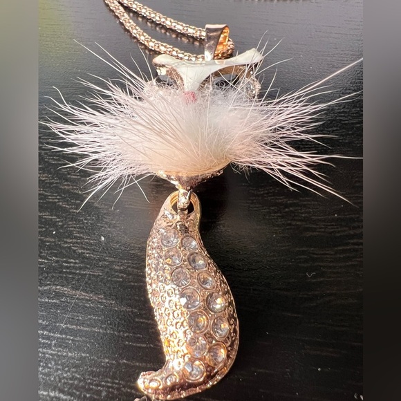 🦊 NWT! One Foxy Lady Rhinestone & Fur Necklace - Picture 8 of 8